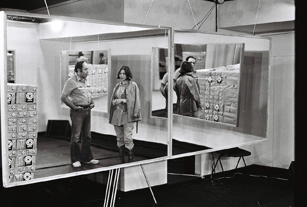 Documentation of Cildo Meireles' O Sermão da Montanha: Fiat Lux, 1979