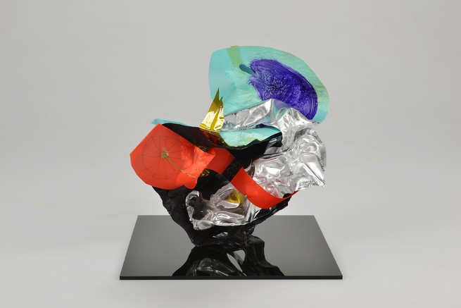 Rear Window, 2015<br/>Crom�tico and silver paper, cellophane, tape, micro beads, fabric, acrylic paint, pencil, black, gold<br/>and felt pen, plexiglass, 17x16x16cm<br/>